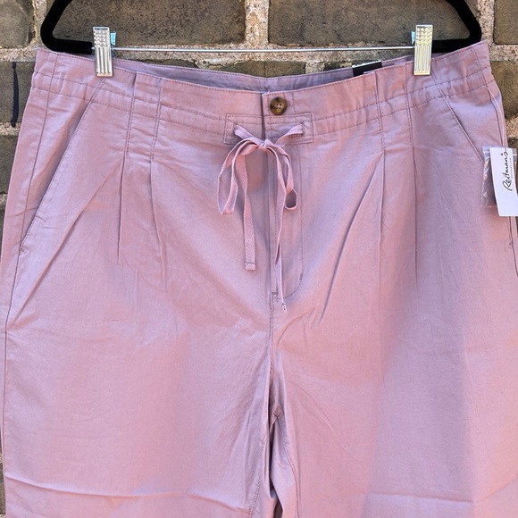 HP!💎 Reitmans, NWT Paper Bag Capri Pants, High Waisted, Lilac, Plus, 20, 22 - Picture 3 of 16